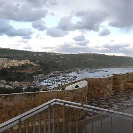 Harbour Views Duplex Maisonette With Jacuzzi Hot Tub Mgarr Kültér fotó