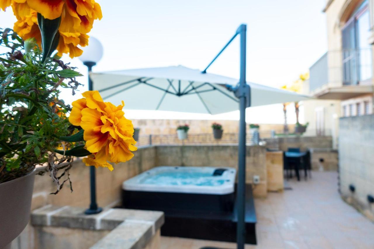 Harbour Views Duplex Maisonette With Jacuzzi Hot Tub Holiday home