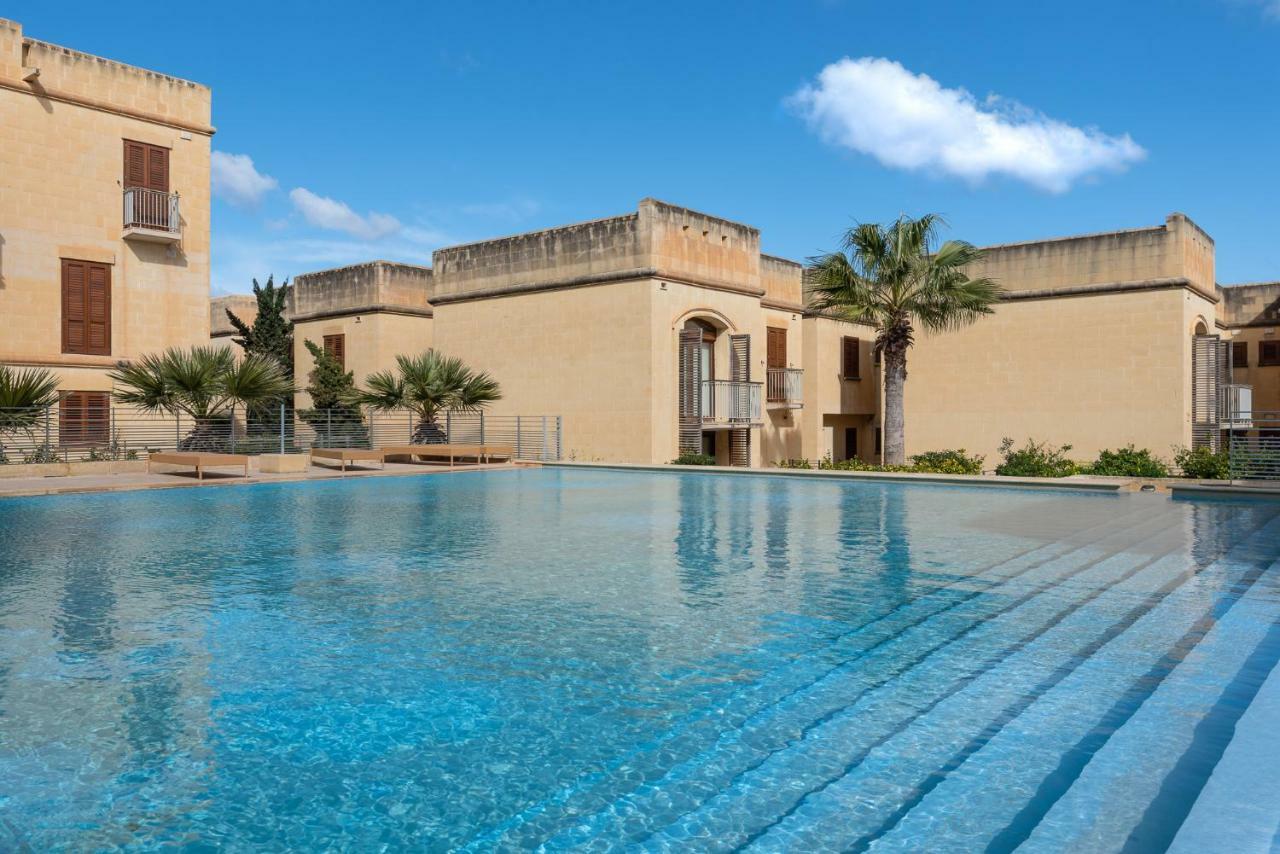 Harbour Views Duplex Maisonette With Jacuzzi Hot Tub Mgarr