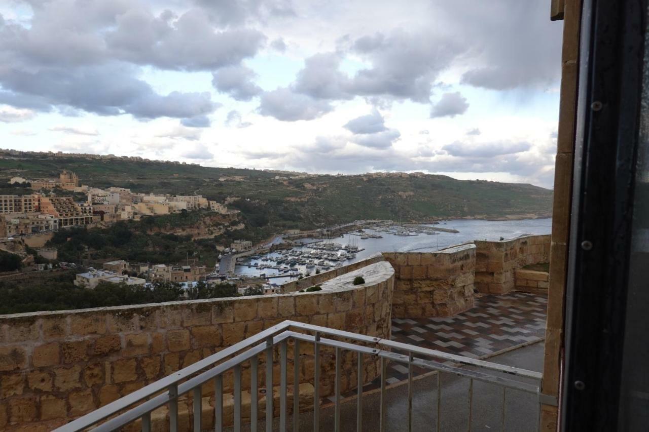 Holiday home Harbour Views Duplex Maisonette With Jacuzzi Hot Tub *