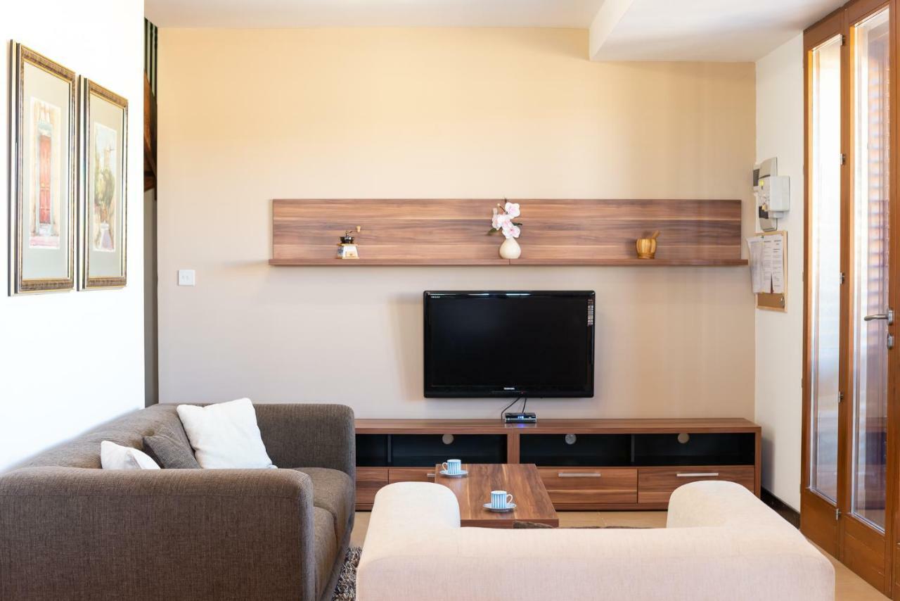 Holiday home Harbour Views Duplex Maisonette With Jacuzzi Hot Tub